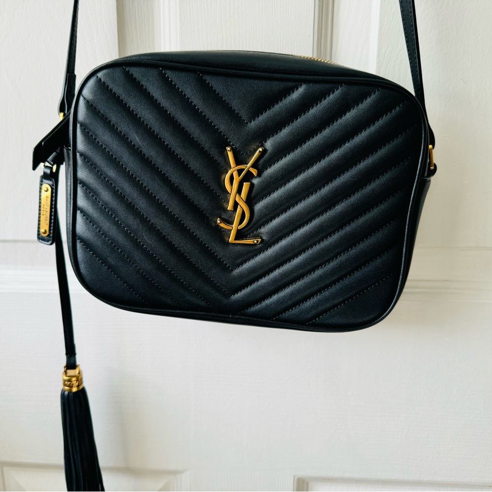 Saint Laurent Lou camera bag in black pre-owned